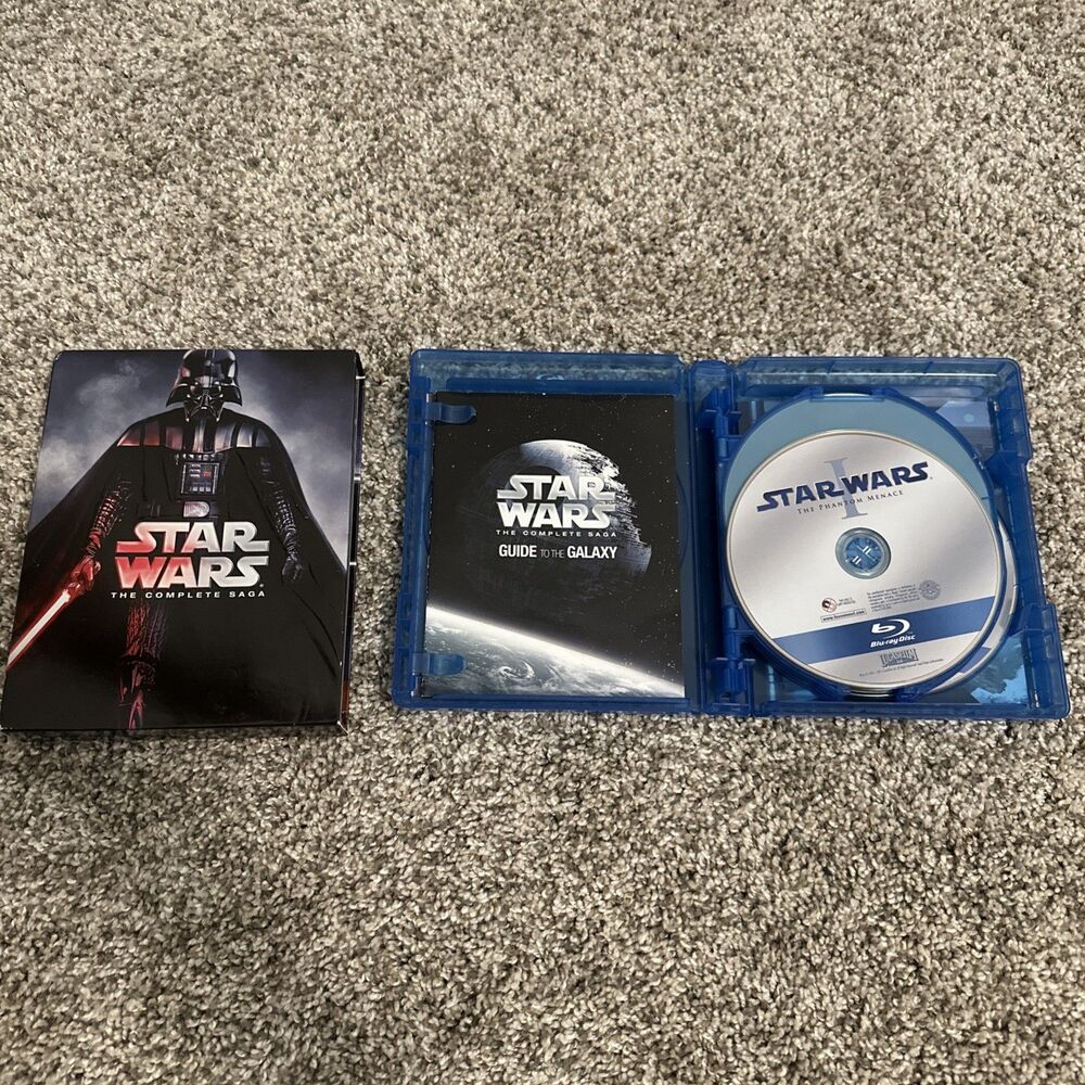 Star Wars: The Complete Saga (Blu-Ray)- 9 Disc Set w/ Booklet Great Condition